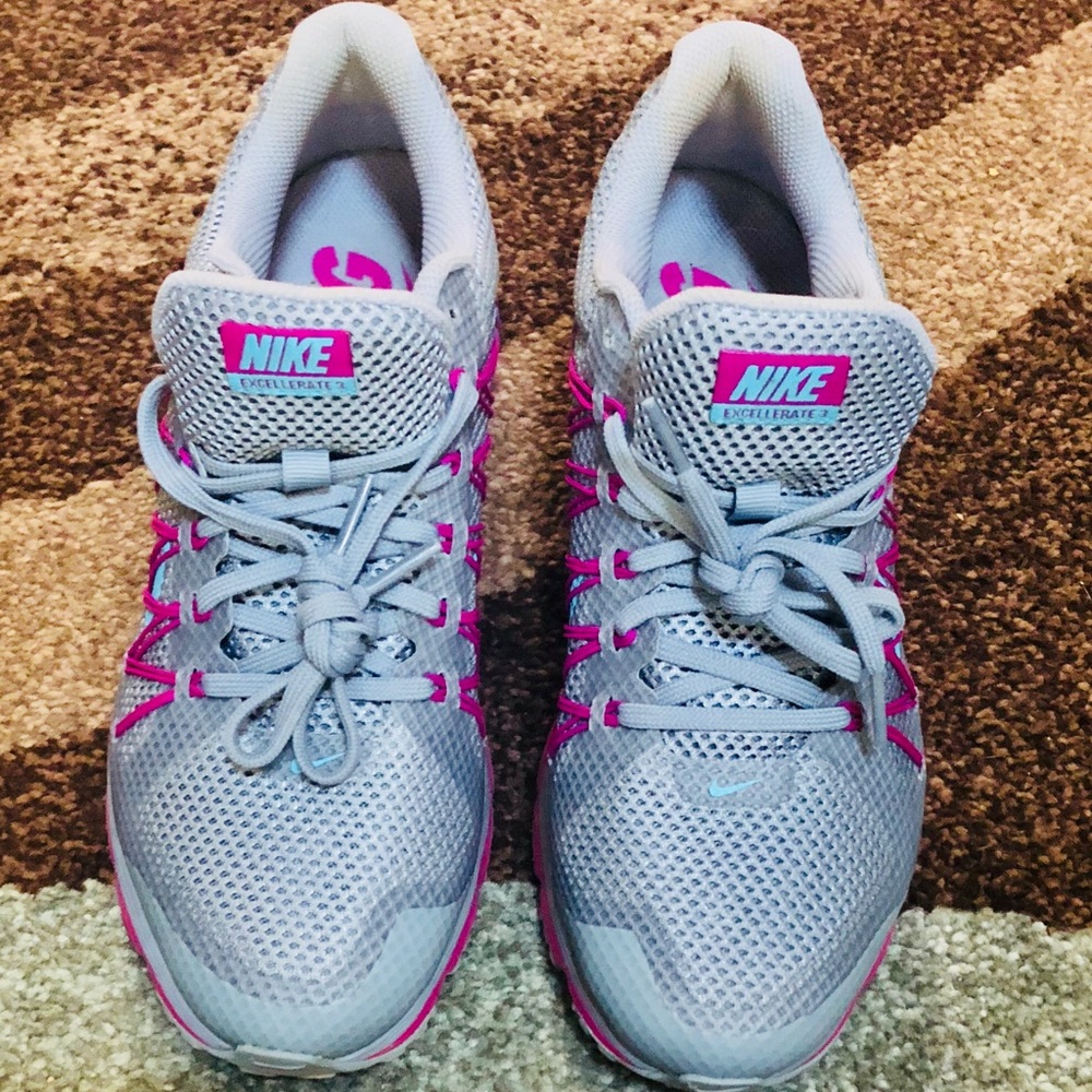 Nike W AIRMAX Excellerate 3 Size 7.5